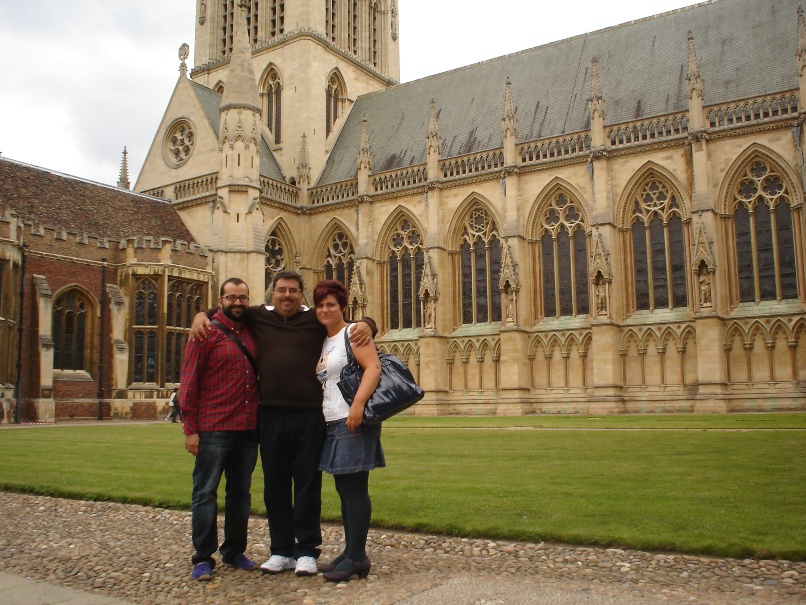 En Cambridge con Lita, Alber y Diego